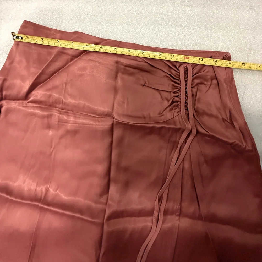 Stylish Zara A-Line Knee-Length Skirt